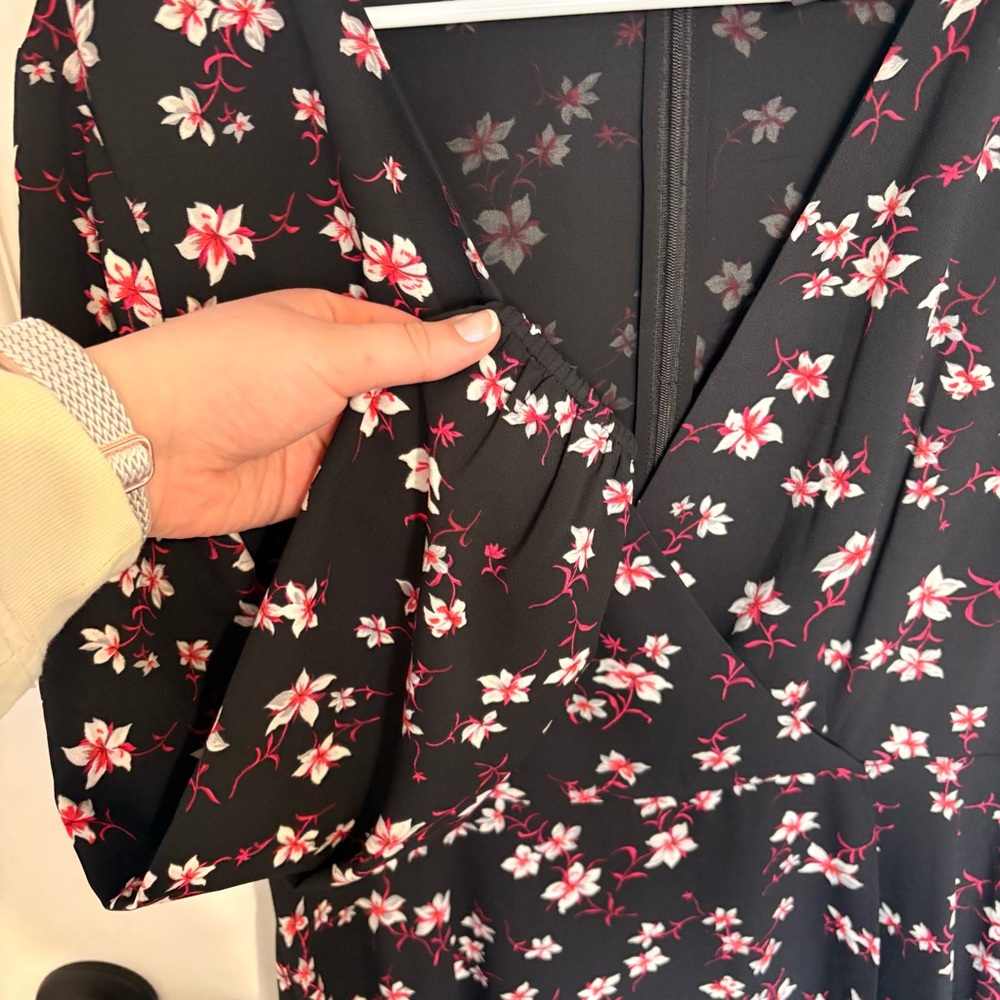 Ann Taylor mid length Floral Long Sleeve Flowy A line dress - Picture 6 of 11